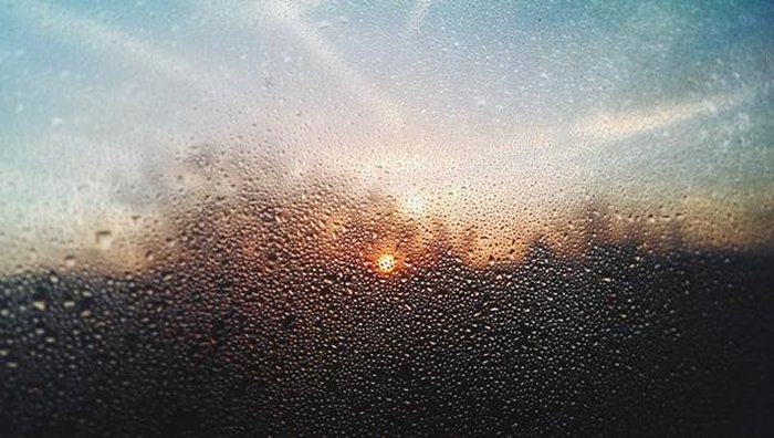 Happy Monday! Sunrise and condensed window  via Mauro Murgia