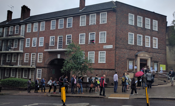 Early morning queues to vote. Photo via @EugeneRegis