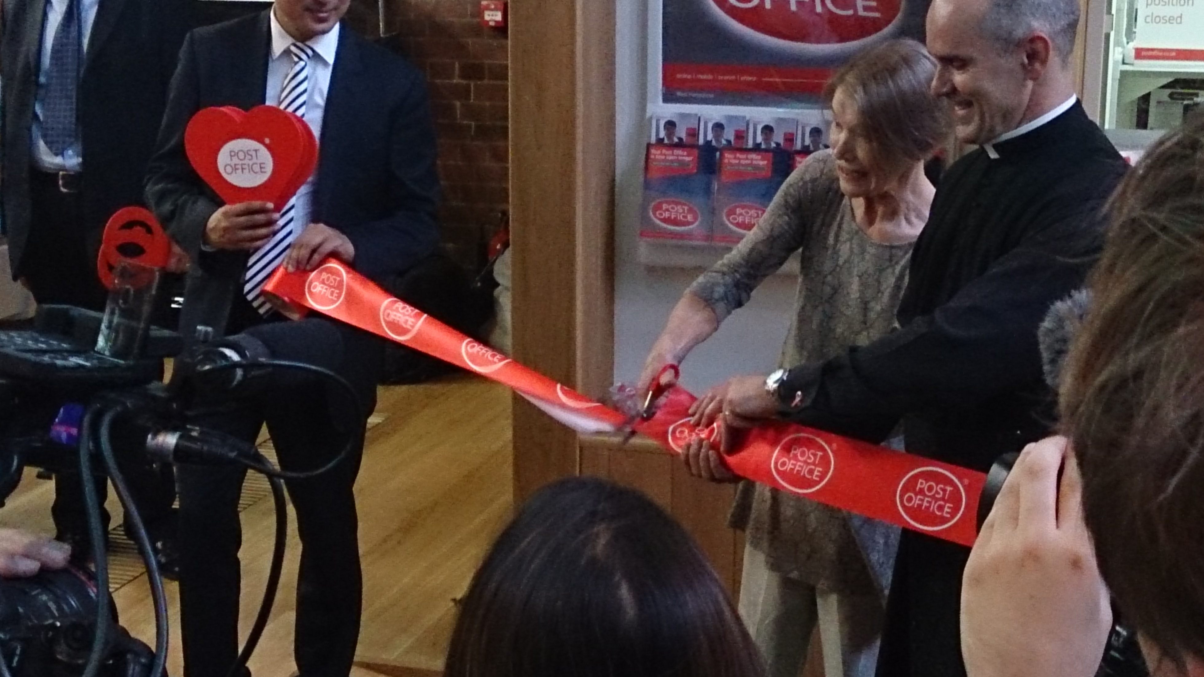 Glenda Jackson opens West Hampstead’s new post office